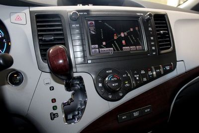 2011 Toyota Sienna Ltd
