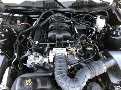 2010 Ford Mustang V6 Premium