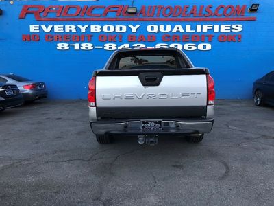 2005 Chevrolet Avalanche LS