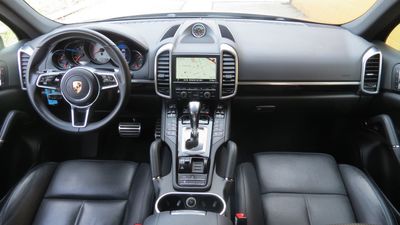 2016 Porsche Cayenne S