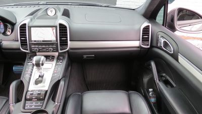 2016 Porsche Cayenne GTS