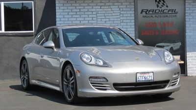 2012 Porsche Panamera 4 AWD
