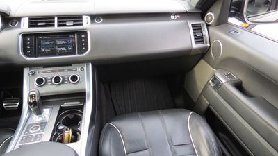 2016 Land Rover Range Rover Sport V8 SVR 4WD
