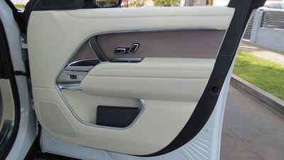 2023 Land Rover Range Rover LWB AUTOBIOGRAPHY