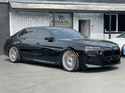 2025 BMW 7 Series 740i RWD