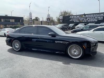2025 BMW 7 Series 740i RWD
