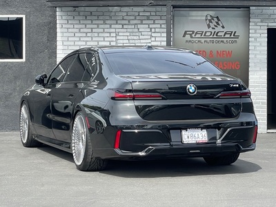 2025 BMW 7 Series 740i RWD