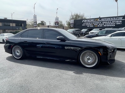 2025 BMW 7 Series 740i RWD