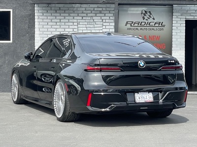 2025 BMW 7 Series 740i RWD