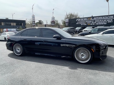 2025 BMW 7 Series 740i RWD