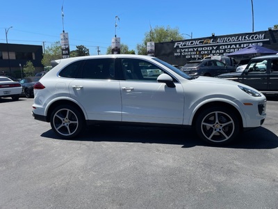 2016 Porsche Cayenne AWD