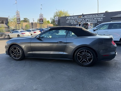 2020 Ford Mustang ECOBOOST PREMIUM
