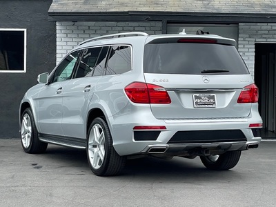 2015 Mercedes-Benz GL-Class GL 550 4MATIC AWD