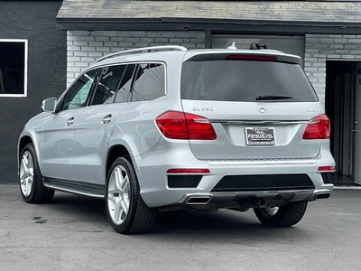 2015 Mercedes-Benz GL-Class GL 550 4MATIC AWD
