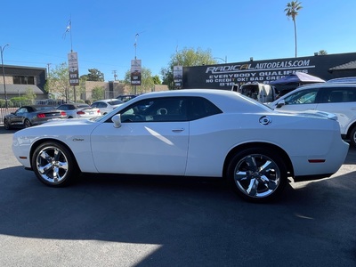 2013 Dodge Challenger SXT Plus