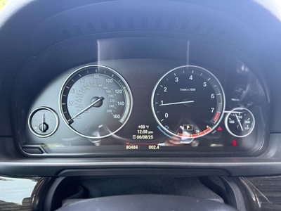 2014 BMW 5 Series 528i Sedan RWD