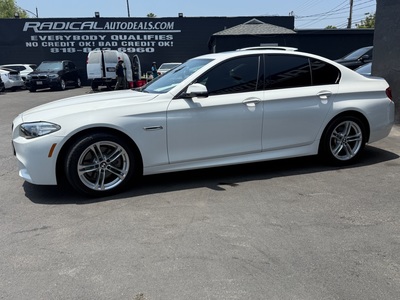 2014 BMW 5 Series 528i Sedan RWD