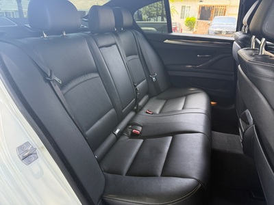 2014 BMW 5 Series 528i Sedan RWD