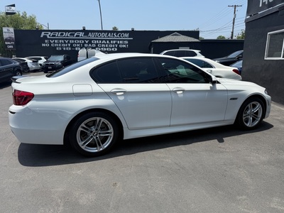 2014 BMW 5 Series 528i Sedan RWD