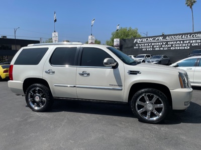 2012 Cadillac Escalade Luxury RWD