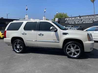 2012 Cadillac Escalade Luxury RWD