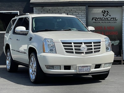 2012 Cadillac Escalade Luxury RWD