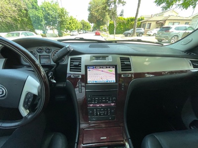 2012 Cadillac Escalade Luxury RWD