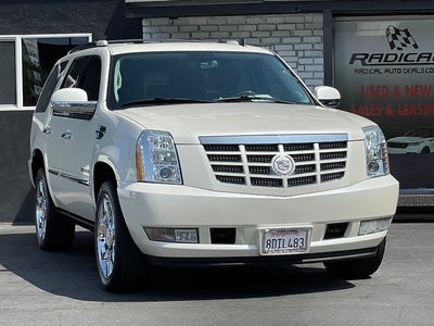 2012 Cadillac Escalade Luxury RWD