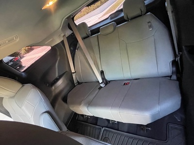 2025 Toyota Sienna XLE 8-Passenger FWD