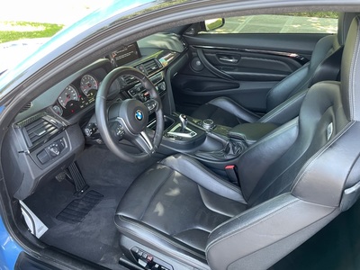 2015 BMW M4 Coupe RWD