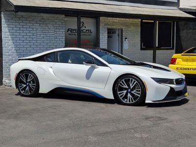2015 BMW i8 Pure Impulse World