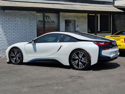 2015 BMW i8 Pure Impulse World