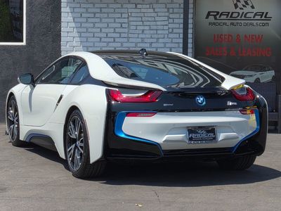 2015 BMW i8 Pure Impulse World
