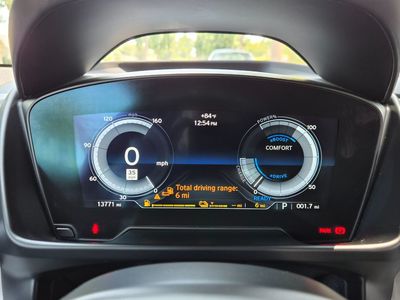 2015 BMW i8 Pure Impulse World