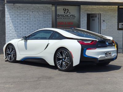2015 BMW i8 Pure Impulse World