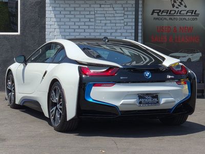 2015 BMW i8 Pure Impulse World