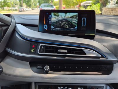 2015 BMW i8 Pure Impulse World