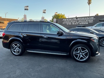 2017 Mercedes-Benz GLS 550 4MATIC