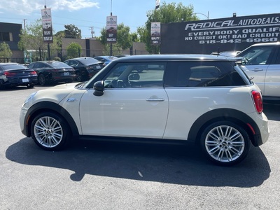 2018 MINI Cooper S 2-Door Hatchback FWD