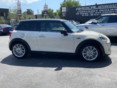 2018 MINI Cooper S 2-Door Hatchback FWD