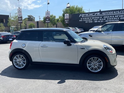 2018 MINI Cooper S 2-Door Hatchback FWD