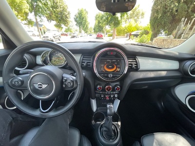 2018 MINI Cooper S 2-Door Hatchback FWD