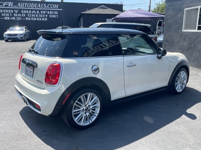 2018 MINI Cooper S 2-Door Hatchback FWD