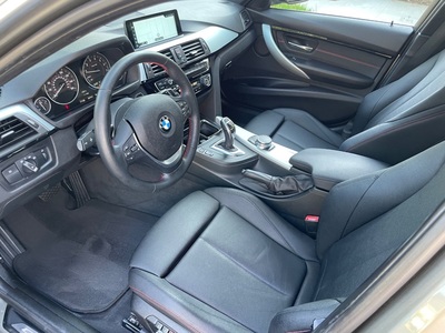 2017 BMW 3 Series 330i Sedan RWD