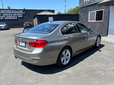 2017 BMW 3 Series 330i Sedan RWD