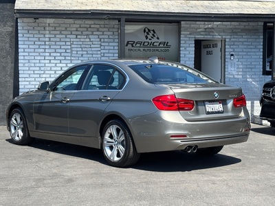 2017 BMW 3 Series 330i Sedan RWD