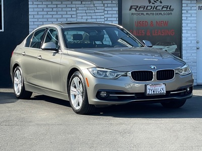 2017 BMW 3 Series 330i Sedan RWD