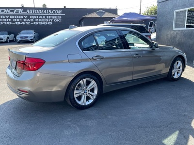 2017 BMW 3 Series 330i Sedan RWD