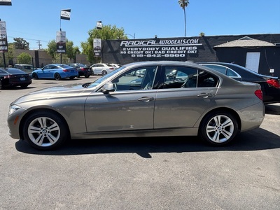 2017 BMW 3 Series 330i Sedan RWD