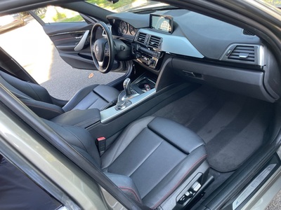 2017 BMW 3 Series 330i Sedan RWD
